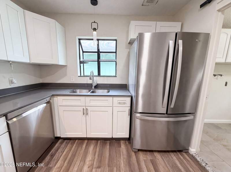 3 bedroom Single Family Residence at 1340 Ottawa Avenue, Lackawanna Townsite, Jacksonville — photo 4