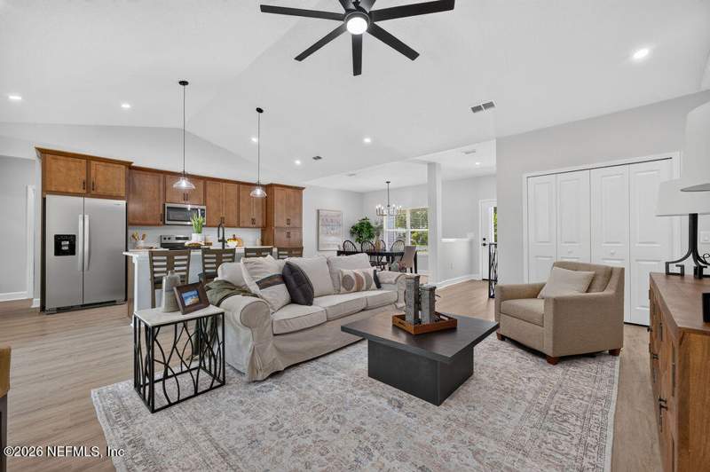 4 bedroom Single Family Residence at 4620 Burdock Court, Black Creek Park, Middleburg — photo 5