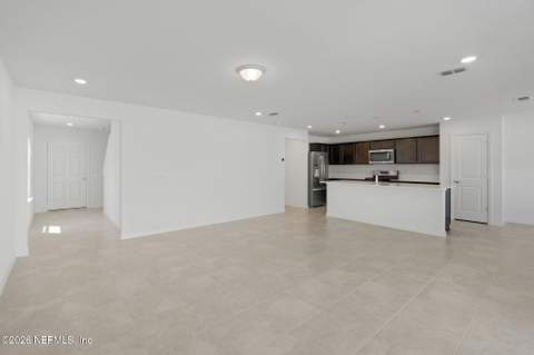6991 Sandperch Street, Jacksonville FL - photo 10 of 33