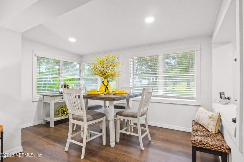 4 bedroom Single Family Residence at 1623 St Clair Street, Melsons Addn To Jacksonville, Jacksonville — photo 4