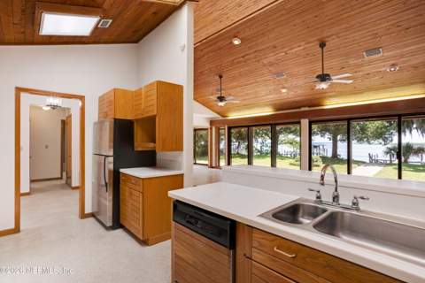 1209 Manucy Road, Fernandina Beach FL - photo 16 of 37