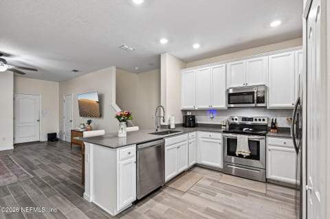 1139 Beach Dune Drive, Jacksonville FL - photo 14 of 39