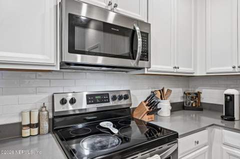1139 Beach Dune Drive, Jacksonville FL - photo 16 of 39