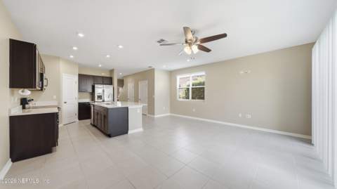 13106 Annies Walk Drive, Jacksonville FL - photo 12 of 50