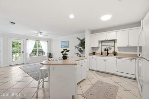 3591 Kernan Boulevard #220, Jacksonville FL - photo 7 of 29