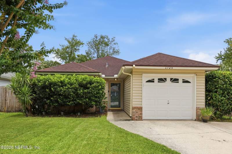 3 bedroom Single Family Residence at 1725 Ashmore Green Drive, Pines Of Kensington, Jacksonville — photo 4
