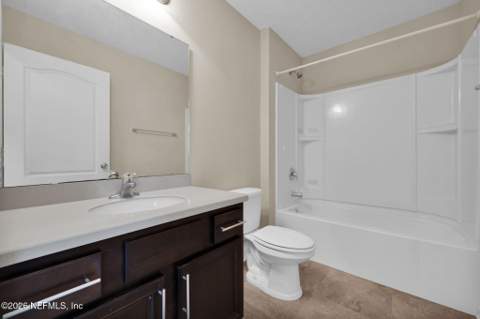 15815 Canoe Creek Drive, Jacksonville FL - photo 11 of 60
