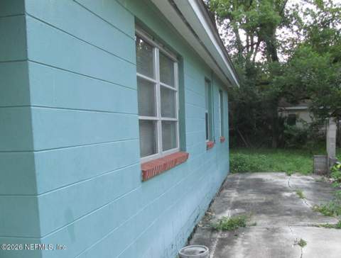 3711 N Davis Street, Jacksonville FL - photo 11 of 12