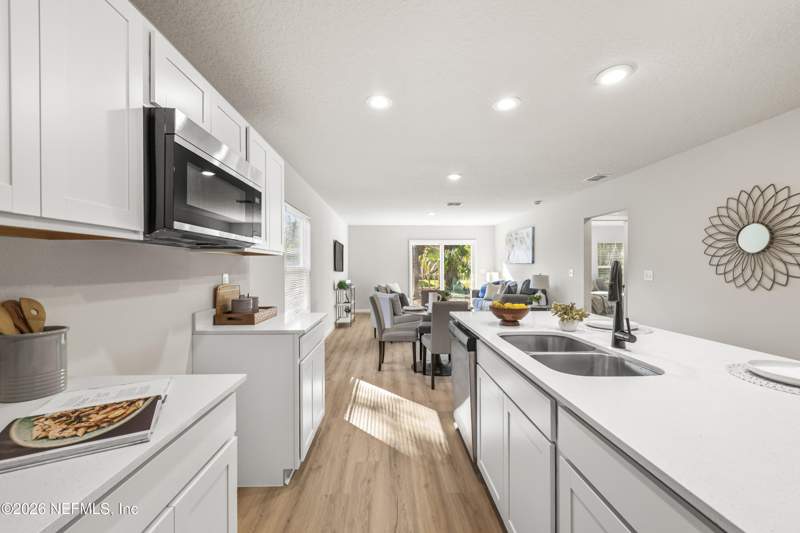 4 bedroom Single Family Residence at 401 Jackson Road, Atlantic Blvd Estate, Jacksonville — photo 4