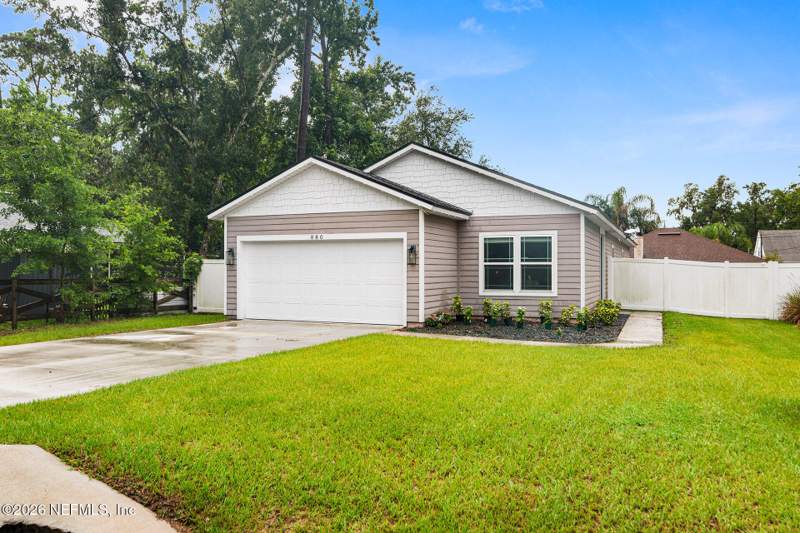 4 bedroom Single Family Residence at 880 Fleming Street, Fleming Island, Fleming Island — photo 2