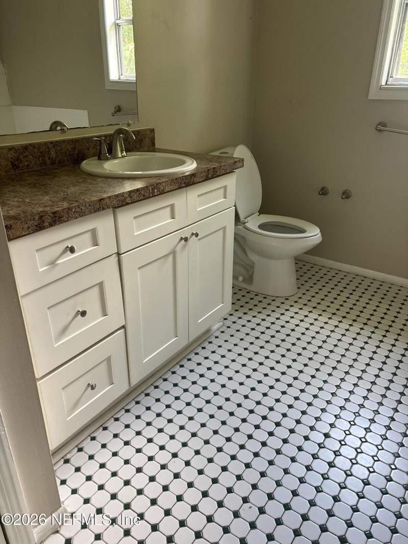4 bedroom Single Family Residence at 2350 Somerset Road, Lakeshore Estates, Jacksonville — photo 3