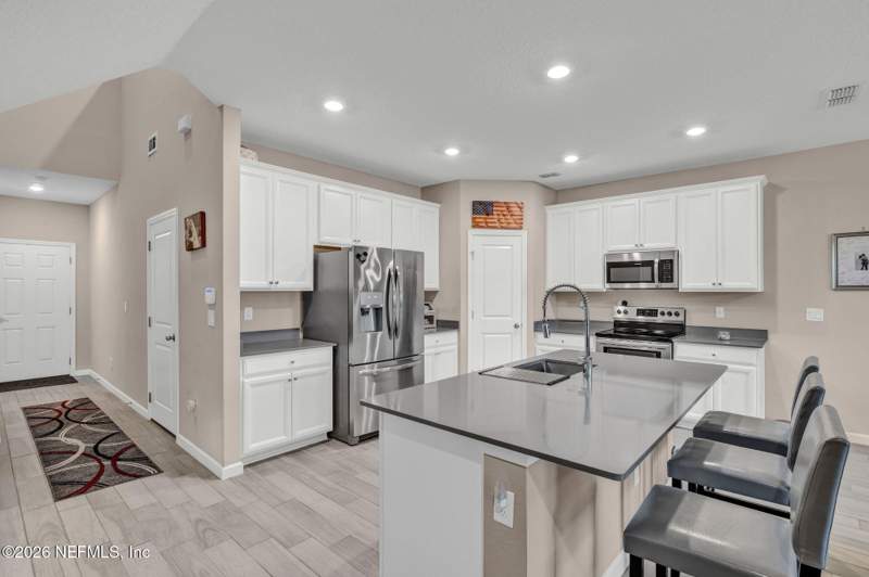 2 bedroom Townhouse at 12703 Josslyn Lane, Redhawk Village, Jacksonville — photo 5