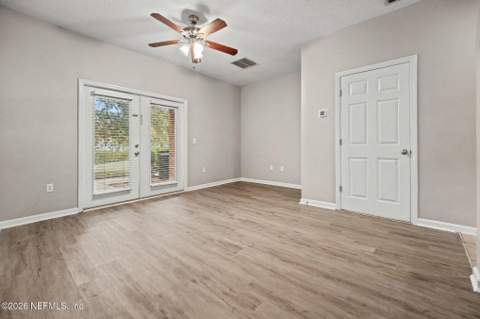 1517 Fieldview Drive, Jacksonville FL - photo 7 of 29