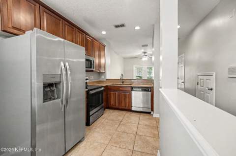 1517 Fieldview Drive, Jacksonville FL - photo 9 of 29