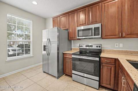 1517 Fieldview Drive, Jacksonville FL - photo 10 of 29