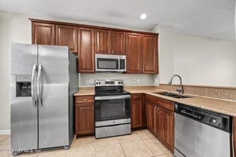 1517 Fieldview Drive, Jacksonville FL - photo 11 of 29