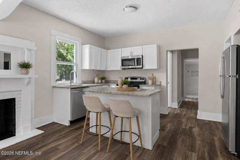 3 bedroom Single Family Residence at 4003 Walnut Street, Walnut Heights, Jacksonville — photo 5