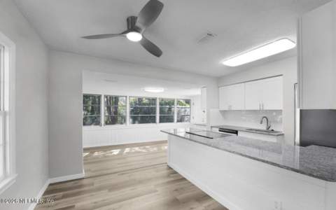 4340 Hercules Avenue, Jacksonville FL - photo 10 of 29