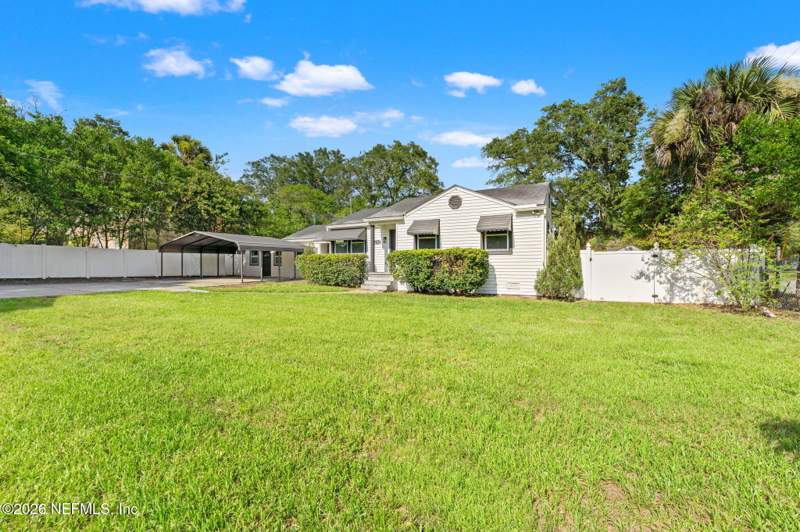 3 bedroom Single Family Residence at 9768 S Jupiter Court, Southside Estates, Jacksonville — photo 4