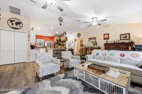 4405 Susan Street, Hastings FL - photo 8 of 31