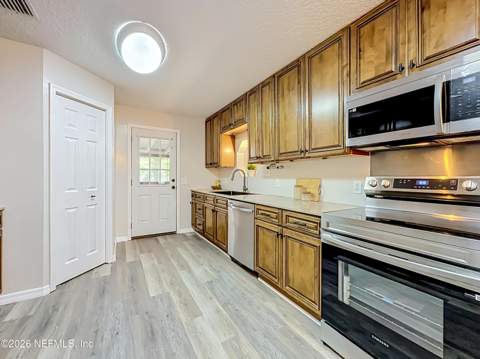 7941 Sycamore Street, Jacksonville FL - photo 13 of 48