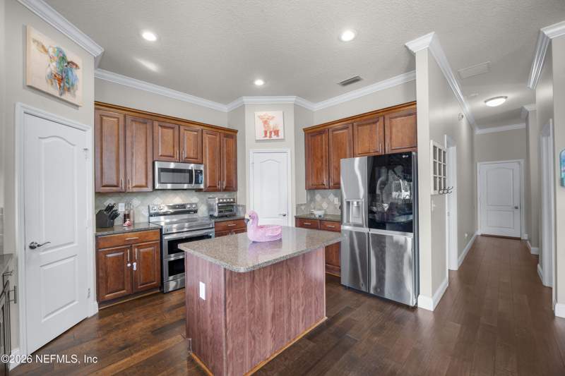 5 bedroom Single Family Residence at 524 E Silverthorn Lane, Walden Chase, Ponte Vedra — photo 5