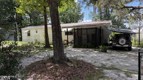 112 Violet Circle, Interlachen FL - photo 14 of 55