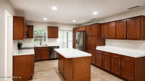 1640 Ryar Road, Jacksonville FL - photo 7 of 28
