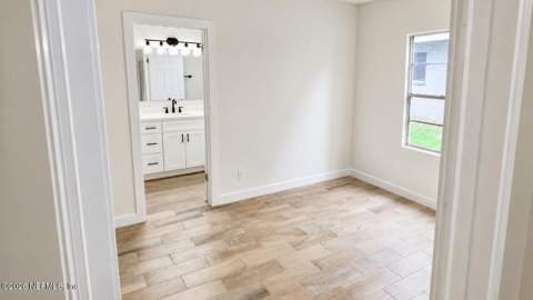 1640 Ryar Road, Jacksonville FL - photo 11 of 28