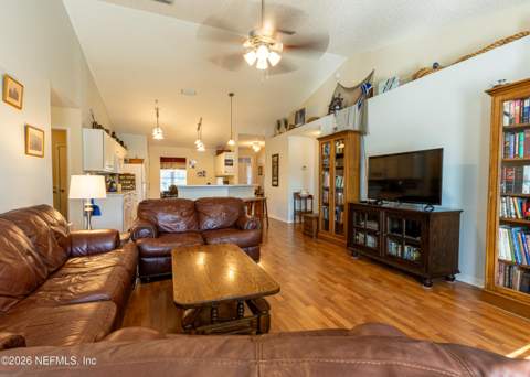 556 Whitfield Road, Jacksonville FL - photo 7 of 34