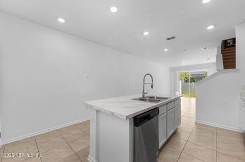 8337 Asteroid Street, Jacksonville FL - photo 10 of 28
