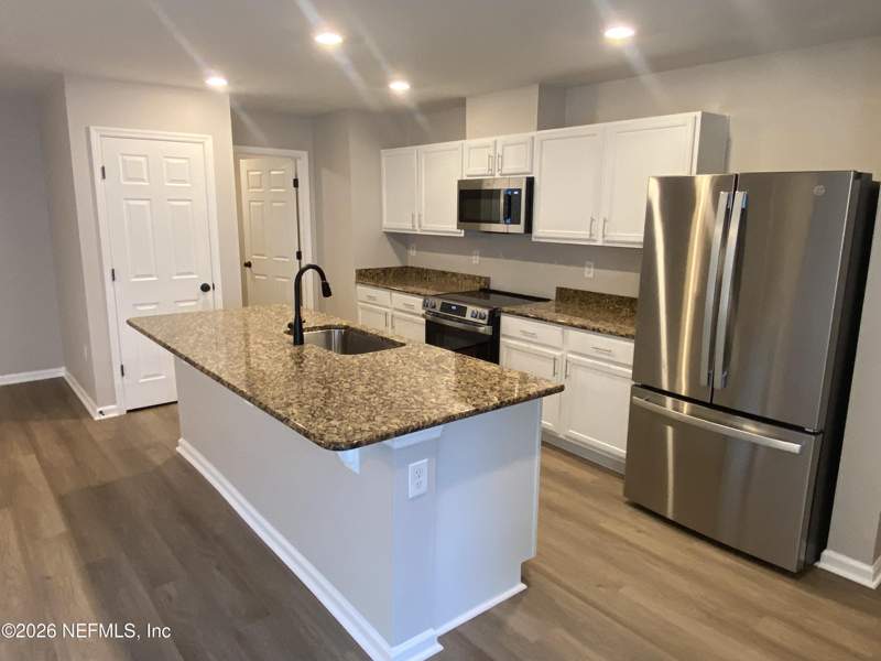 4 bedroom Single Family Residence at 7131 Preston Pines Trail, Preston Pines, Jacksonville — photo 2