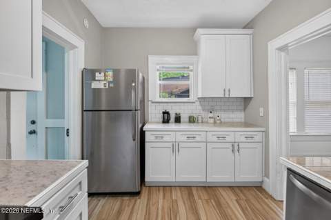 4749 Crescent Street, Jacksonville FL - photo 16 of 48