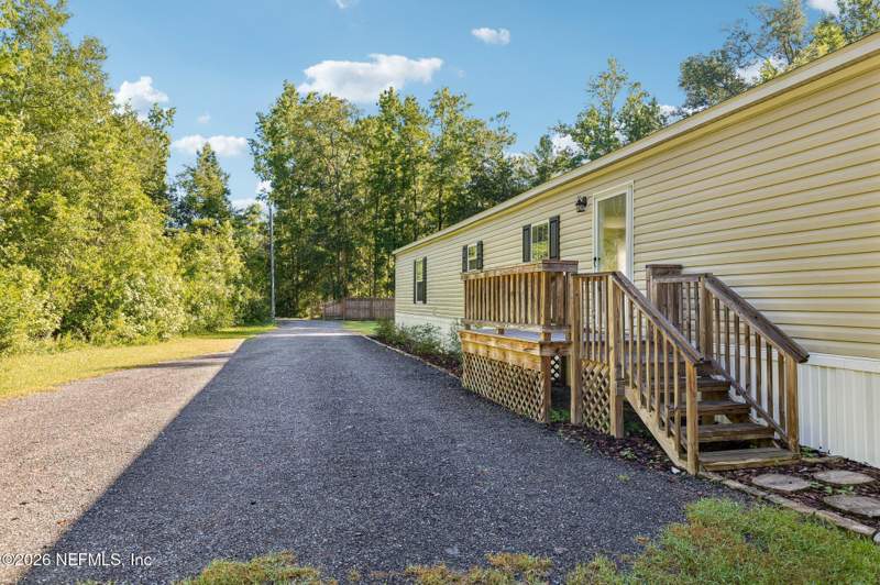 3 bedroom Manufactured Home at 2273 Juneberry Court, Black Creek Park, Middleburg — photo 3