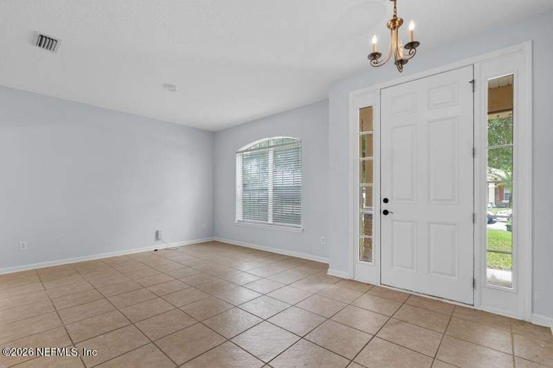 6 bedroom Single Family Residence at 12127 Georgia Oak Court, Dunn Creek Pointe, Jacksonville — photo 3