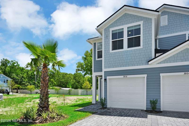 3 bedroom Townhouse at 3816 Baxley Villas Court, Baxley Villas, Middleburg — photo 2