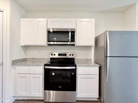 10310 Greystone Drive, Glen St. Mary FL - photo 9 of 21