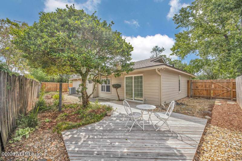 3 bedroom Single Family Residence at 3386 Sarah Spaulding Drive, Lake Mandarin, Jacksonville — photo 4