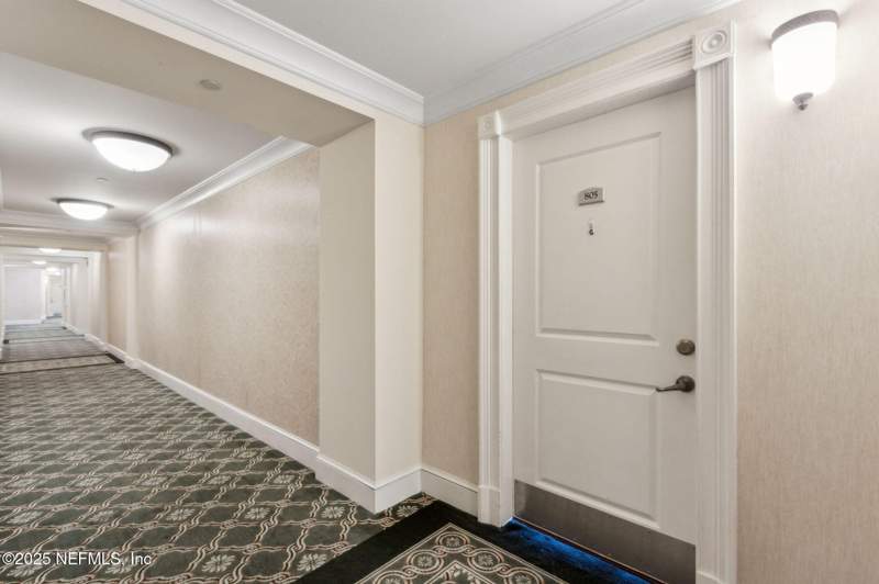 2 bedroom Condominium at 400 E Bay Street #805, The Plaza Condominium At Berkman, Jacksonville — photo 3