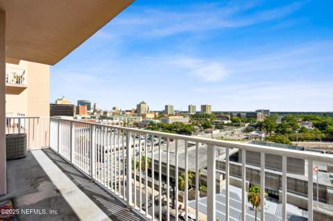 400 E Bay Street #805, Jacksonville FL - photo 8 of 71