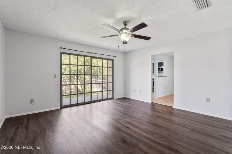 2 bedroom Condominium at 5201 Atlantic Blvd Boulevard #56, Colonial Point Condo, Jacksonville — photo 3