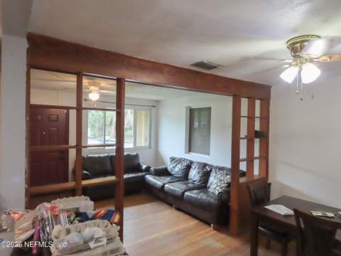 2295 Lake Drive, Jacksonville FL - photo 7 of 29