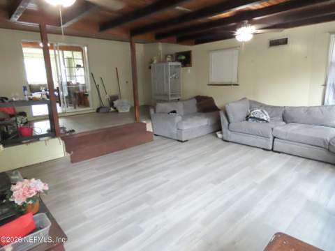 2295 Lake Drive, Jacksonville FL - photo 11 of 29