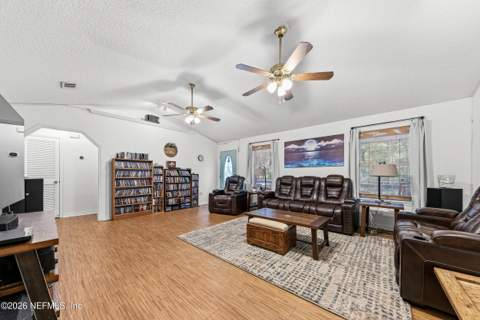 2664 Primrose Circle, Middleburg FL - photo 9 of 25