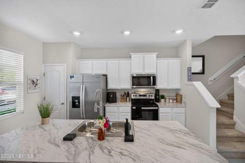 3933 Oak Mill Road, Orange Park FL - photo 10 of 83
