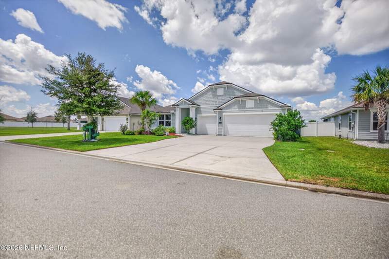 4 bedroom Single Family Residence at 11614 Lake Chub Drive, Alta Lakes, Jacksonville — photo 3