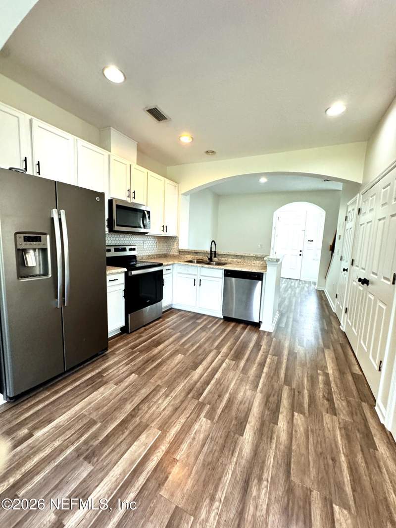 2 bedroom Townhouse at 13057 Shallowater Road, Summerlin, Jacksonville — photo 3