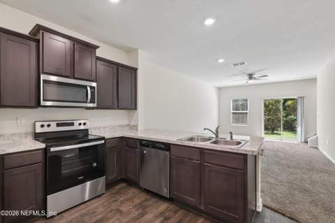 7927 Echo Springs Road, Jacksonville FL - photo 19 of 33