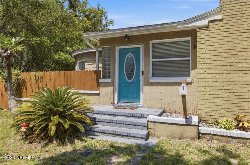 3 bedroom Single Family Residence at 2284 Larchmont Road, St Nicholas Park, Jacksonville — photo 2