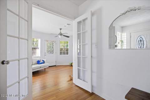 2284 Larchmont Road, Jacksonville FL - photo 8 of 30